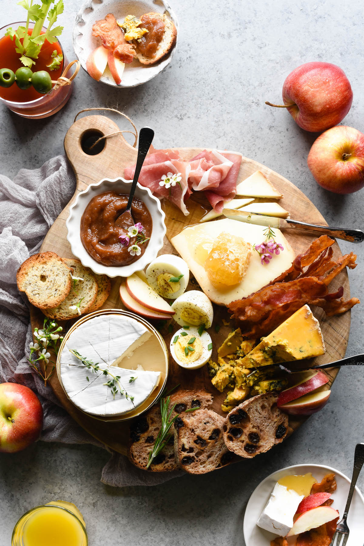 breakfast charcuterie board