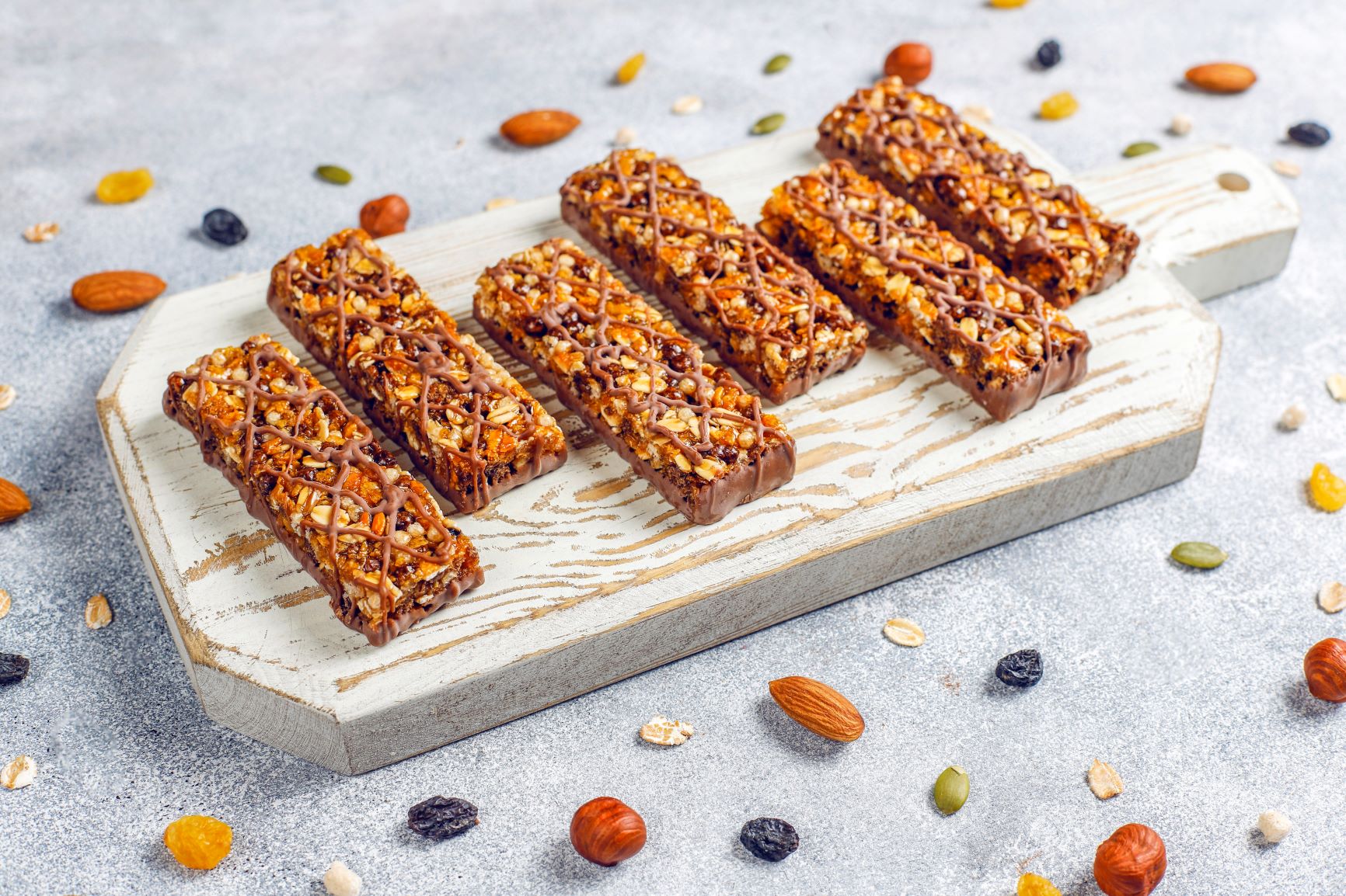 unhealthy food advertised as healthy protein bar