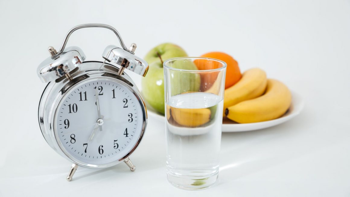 How to Eat Healthy While on a Busy Schedule – Cheat Sheet For Life