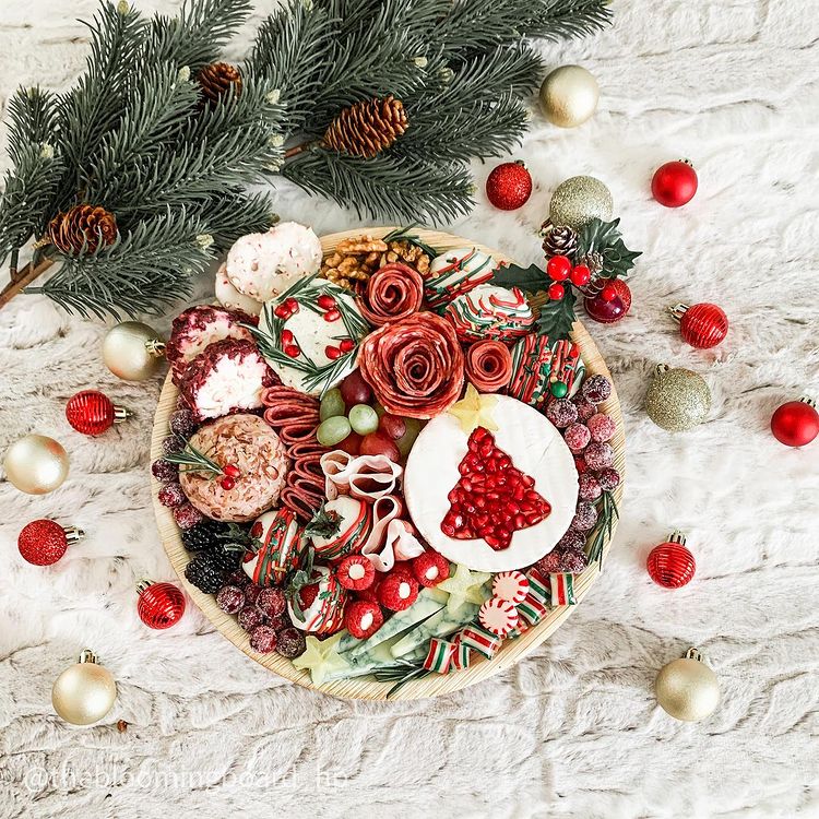 Christmas Charcuterie Board 2