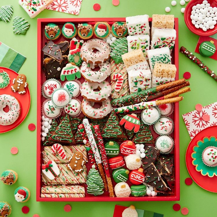 Christmas Charcuterie Dessert Board 10