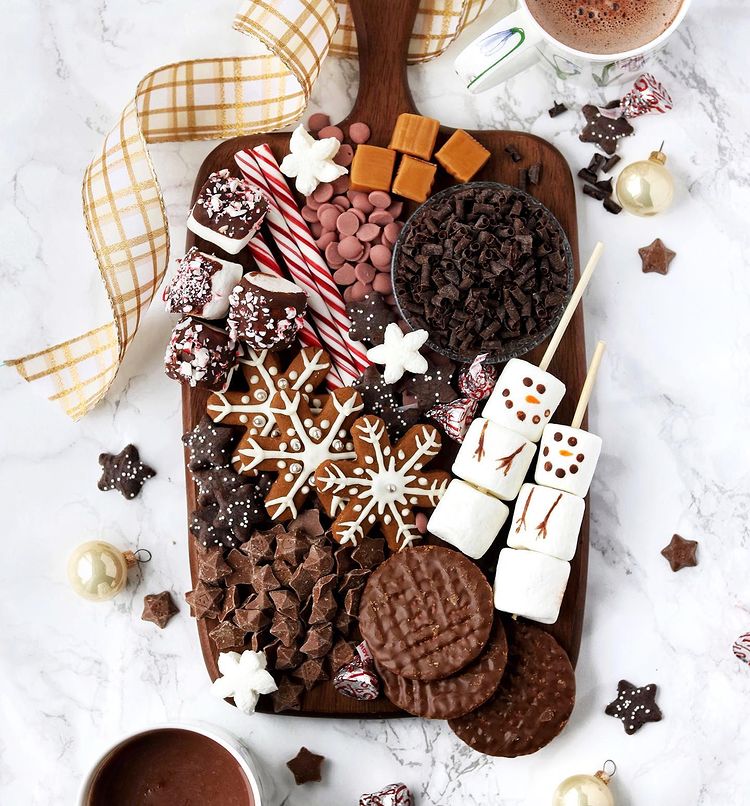 Hot Chocolate Charcuterie Board 4