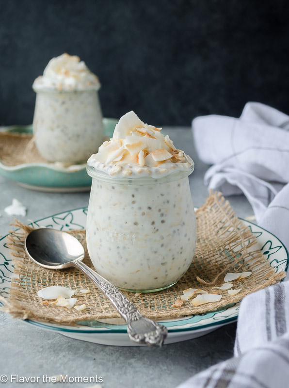 coconut cream pie chia overnight oats