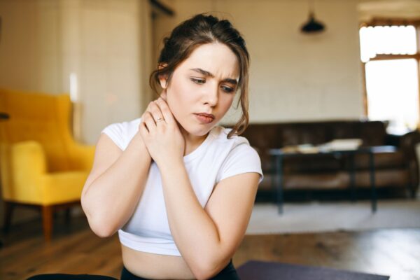 Life-Saving 3 Minute Neck Stretch For Improved Blood Flow