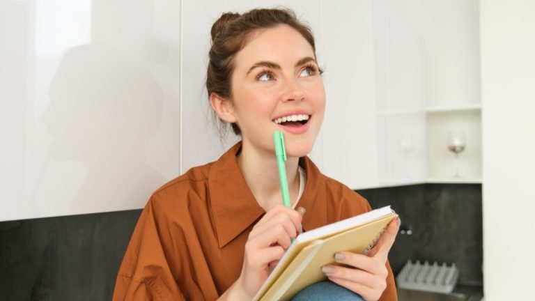writing a lists journal